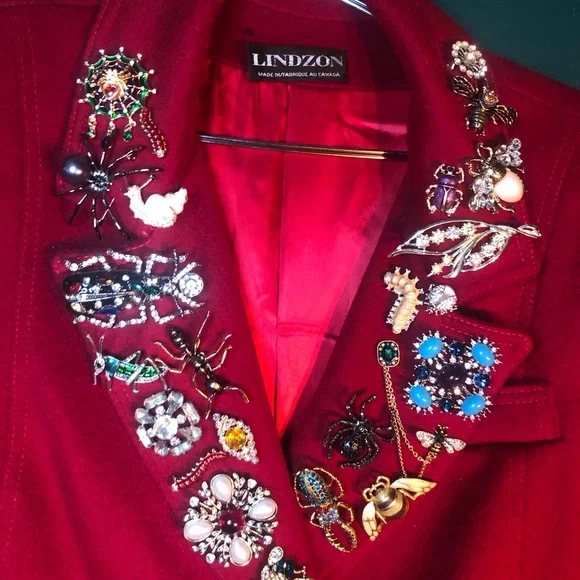 Red bug coat - Picture 3 of 11